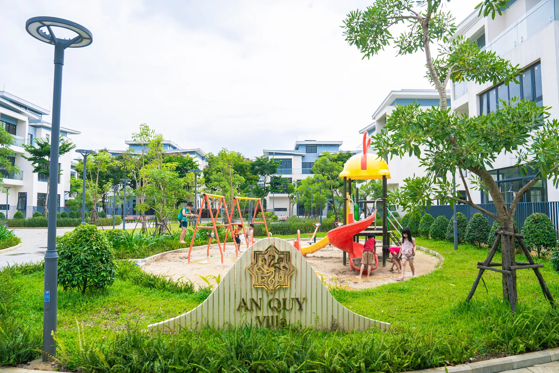 Cong-vien-noi-khu-an-quy-villa