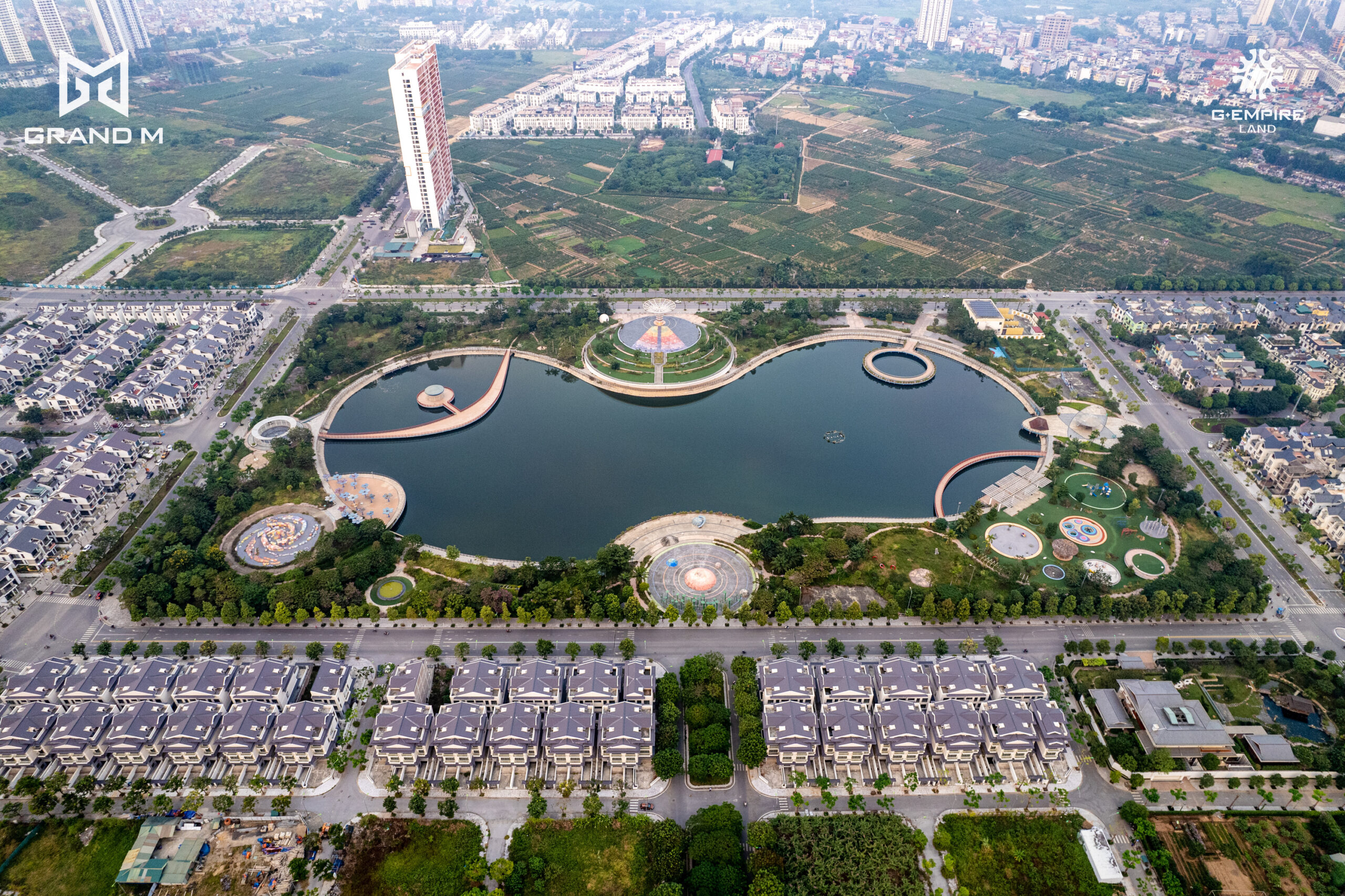 Cong-vien-thien-van-hoc-12-ha